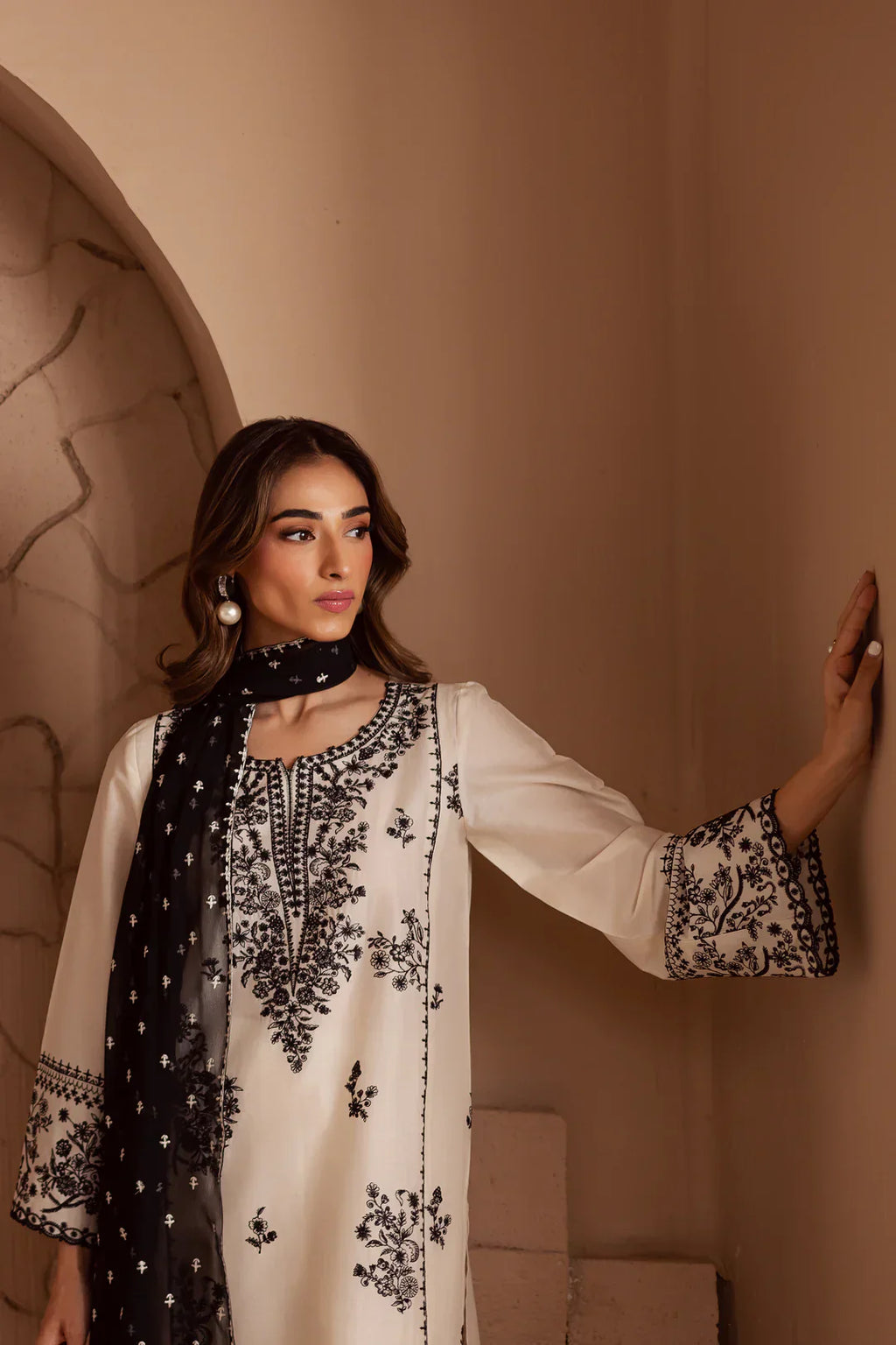 Batik Embroidered Lawn 3pc Suit